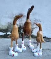 DUCK WITH COLOR BOOTS PAINTED SET OF 3 (27, 37, 45) CM | SUP-109