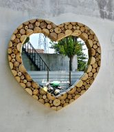 TEAK MIRROR KOIN LOVE 65 CM | BBC-36